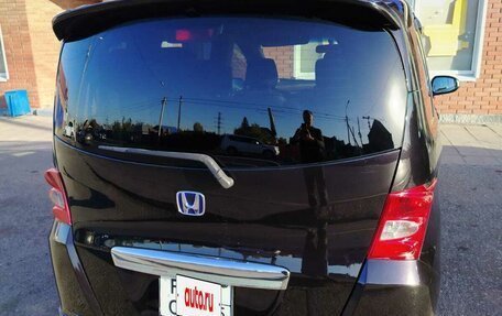 Honda Freed I, 2010 год, 950 000 рублей, 17 фотография