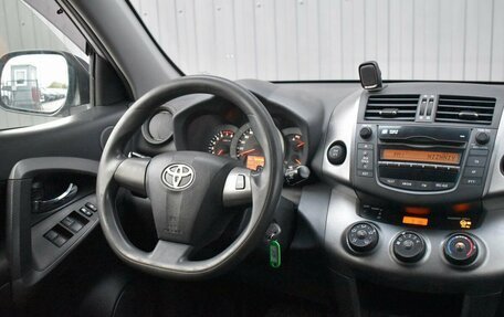 Toyota RAV4, 2012 год, 1 199 999 рублей, 9 фотография