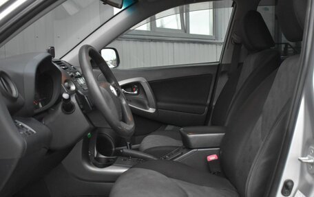 Toyota RAV4, 2012 год, 1 199 999 рублей, 17 фотография