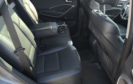 Hyundai Santa Fe III рестайлинг, 2016 год, 2 950 000 рублей, 17 фотография