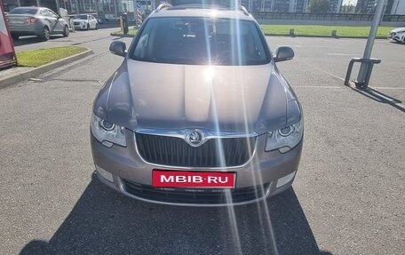 Skoda Superb III рестайлинг, 2011 год, 1 250 000 рублей, 1 фотография
