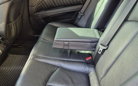Mercedes-Benz E-Класс, 2006 год, 900 000 рублей, 13 фотография