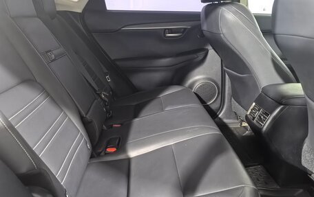 Lexus NX I, 2015 год, 2 380 000 рублей, 15 фотография