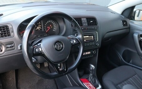 Volkswagen Polo VI (EU Market), 2016 год, 1 449 000 рублей, 5 фотография