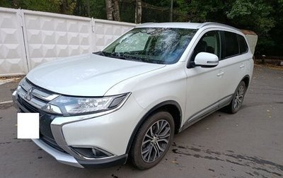 Mitsubishi Outlander III рестайлинг 3, 2018 год, 2 100 000 рублей, 1 фотография