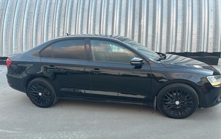 Volkswagen Jetta VI, 2013 год, 1 150 000 рублей, 1 фотография