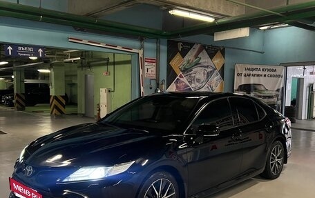 Toyota Camry, 2021 год, 3 085 000 рублей, 7 фотография