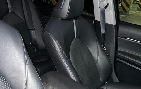 Toyota Camry, 2021 год, 3 085 000 рублей, 11 фотография