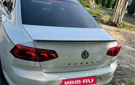 Volkswagen Passat B8 рестайлинг, 2020 год, 4 200 000 рублей, 7 фотография