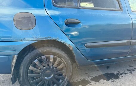 Renault Clio III, 2000 год, 170 000 рублей, 6 фотография