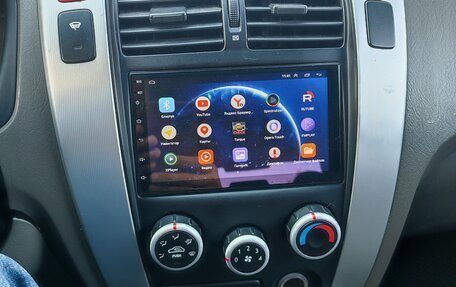 Hyundai Tucson III, 2005 год, 650 000 рублей, 12 фотография