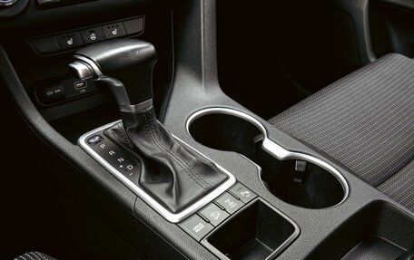 KIA Sportage IV рестайлинг, 2018 год, 2 390 000 рублей, 12 фотография