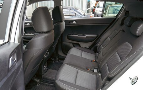KIA Sportage IV рестайлинг, 2018 год, 2 390 000 рублей, 11 фотография