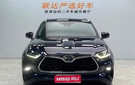 Toyota Highlander, 2022 год, 4 105 277 рублей, 2 фотография