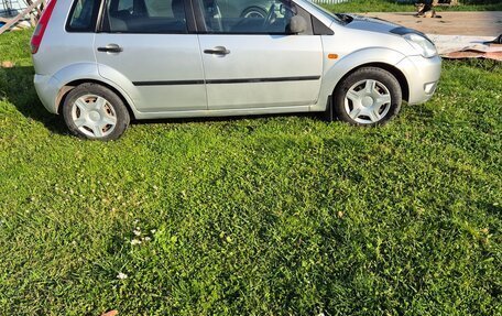 Ford Fiesta, 2004 год, 320 000 рублей, 14 фотография