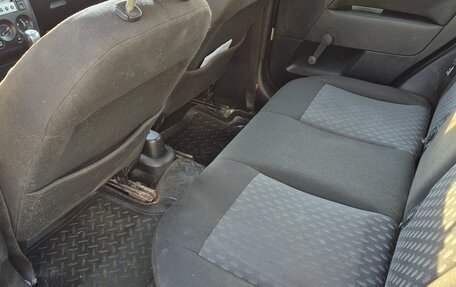 Ford Fiesta, 2004 год, 320 000 рублей, 5 фотография