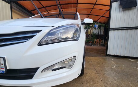 Hyundai Solaris II рестайлинг, 2015 год, 1 050 000 рублей, 11 фотография