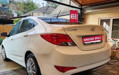 Hyundai Solaris II рестайлинг, 2015 год, 1 050 000 рублей, 8 фотография