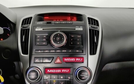 KIA cee'd I рестайлинг, 2011 год, 650 000 рублей, 15 фотография