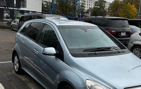 Mercedes-Benz B-Класс, 2010 год, 875 000 рублей, 2 фотография
