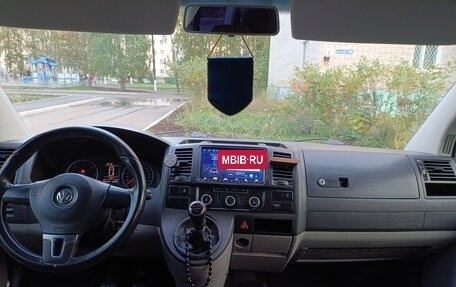 Volkswagen Caravelle T5, 2012 год, 2 100 000 рублей, 11 фотография