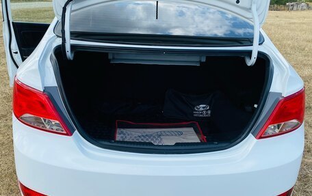 Hyundai Solaris II рестайлинг, 2016 год, 1 220 000 рублей, 12 фотография