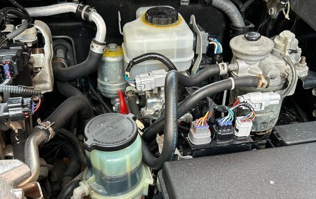 Toyota Land Cruiser Prado 150 рестайлинг 2, 2012 год, 3 700 000 рублей, 18 фотография