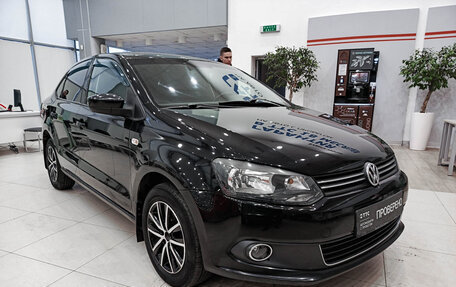 Volkswagen Polo VI (EU Market), 2011 год, 569 000 рублей, 3 фотография