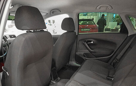 Volkswagen Polo VI (EU Market), 2011 год, 569 000 рублей, 15 фотография