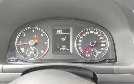 Volkswagen Touran III, 2012 год, 975 000 рублей, 7 фотография