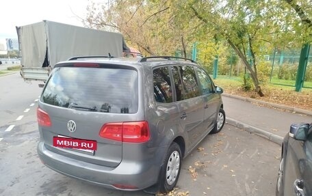 Volkswagen Touran III, 2012 год, 975 000 рублей, 5 фотография