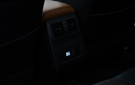 Mitsubishi Outlander, 2023 год, 2 600 000 рублей, 22 фотография