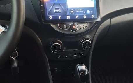 Hyundai Solaris II рестайлинг, 2014 год, 1 200 000 рублей, 4 фотография