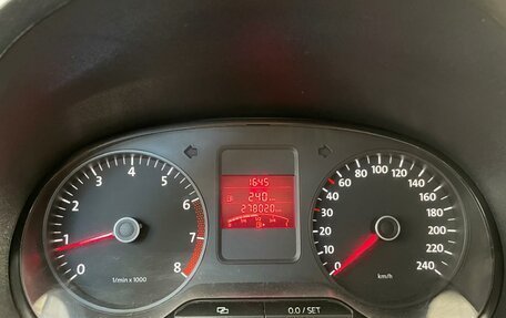 Volkswagen Polo VI (EU Market), 2011 год, 450 000 рублей, 12 фотография