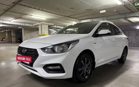 Hyundai Solaris II рестайлинг, 2018 год, 1 200 000 рублей, 3 фотография