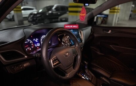 Hyundai Solaris II рестайлинг, 2018 год, 1 200 000 рублей, 9 фотография