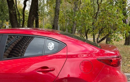 Mazda 3, 2016 год, 1 600 000 рублей, 2 фотография