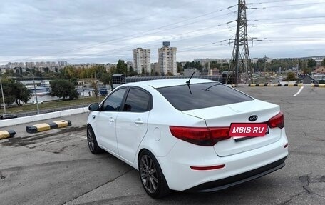 KIA Rio III рестайлинг, 2015 год, 870 000 рублей, 3 фотография