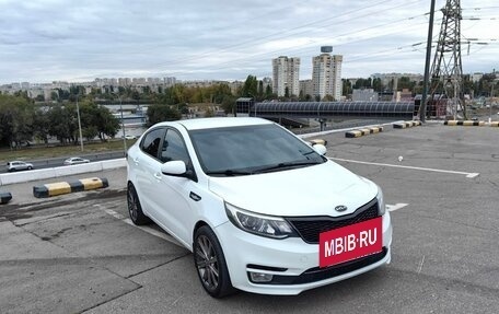 KIA Rio III рестайлинг, 2015 год, 870 000 рублей, 2 фотография