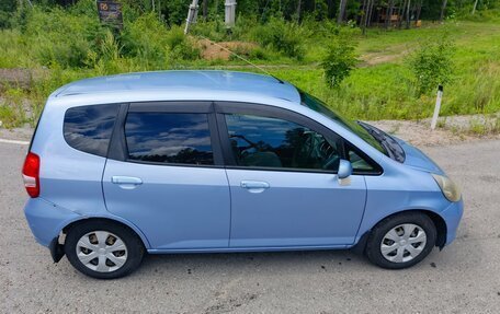 Honda Fit III, 2001 год, 320 000 рублей, 6 фотография