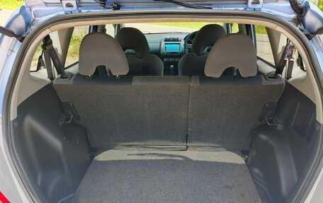 Honda Fit III, 2001 год, 320 000 рублей, 11 фотография