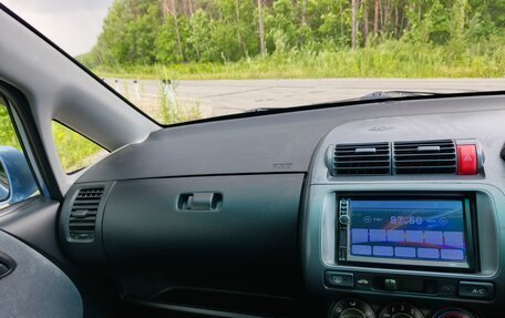 Honda Fit III, 2001 год, 320 000 рублей, 14 фотография