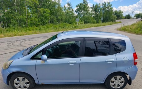 Honda Fit III, 2001 год, 320 000 рублей, 8 фотография