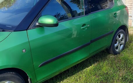 Skoda Fabia II, 2011 год, 600 000 рублей, 3 фотография