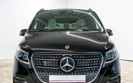 Mercedes-Benz V-Класс, 2025 год, 15 890 000 рублей, 2 фотография