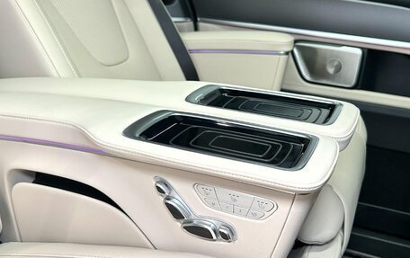 Mercedes-Benz V-Класс, 2025 год, 15 890 000 рублей, 22 фотография