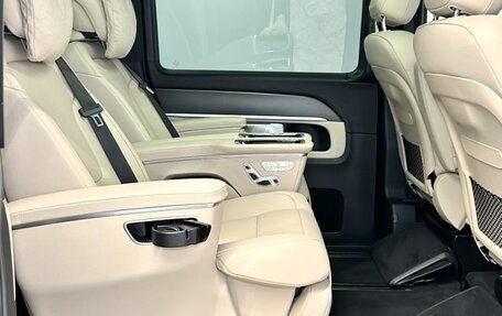Mercedes-Benz V-Класс, 2025 год, 15 890 000 рублей, 21 фотография