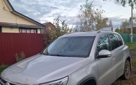Volkswagen Tiguan I, 2011 год, 1 180 000 рублей, 2 фотография