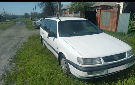 Volkswagen Passat B4, 1994 год, 145 000 рублей, 2 фотография