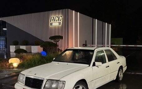 Mercedes-Benz W124, 1987 год, 195 000 рублей, 1 фотография